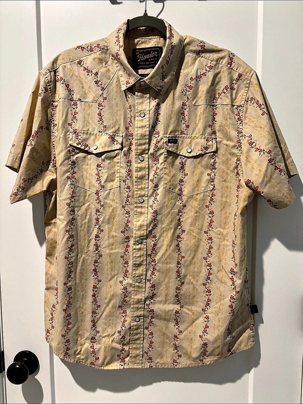 Howler Brothers H Bar B Snapshirt - Rosy Ribbons: Beige Size Large